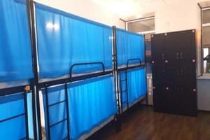 Хостел 777 Center. Место в мужском 6-местном номере  1