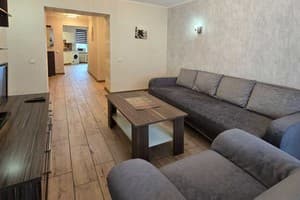 Квартира Home Hotel ул. Нижний Вал, 41/27. Апартаменты 4-местный Трехкомнатные, ул. Нижний Вал, 41 4