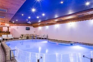 Мисливський двір 1